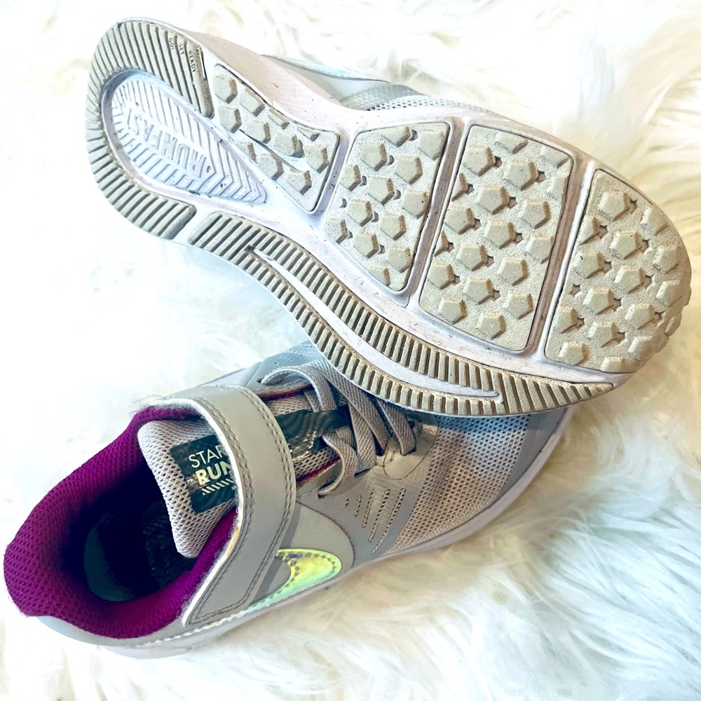 Nike Unisex-Child Sneaker 11C 👟